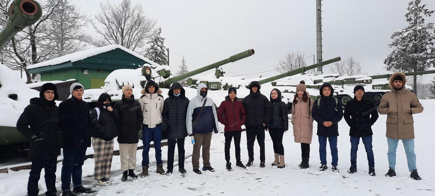 Иностранные студенты посетили историко-культурный комплекс «Линия Сталина»
